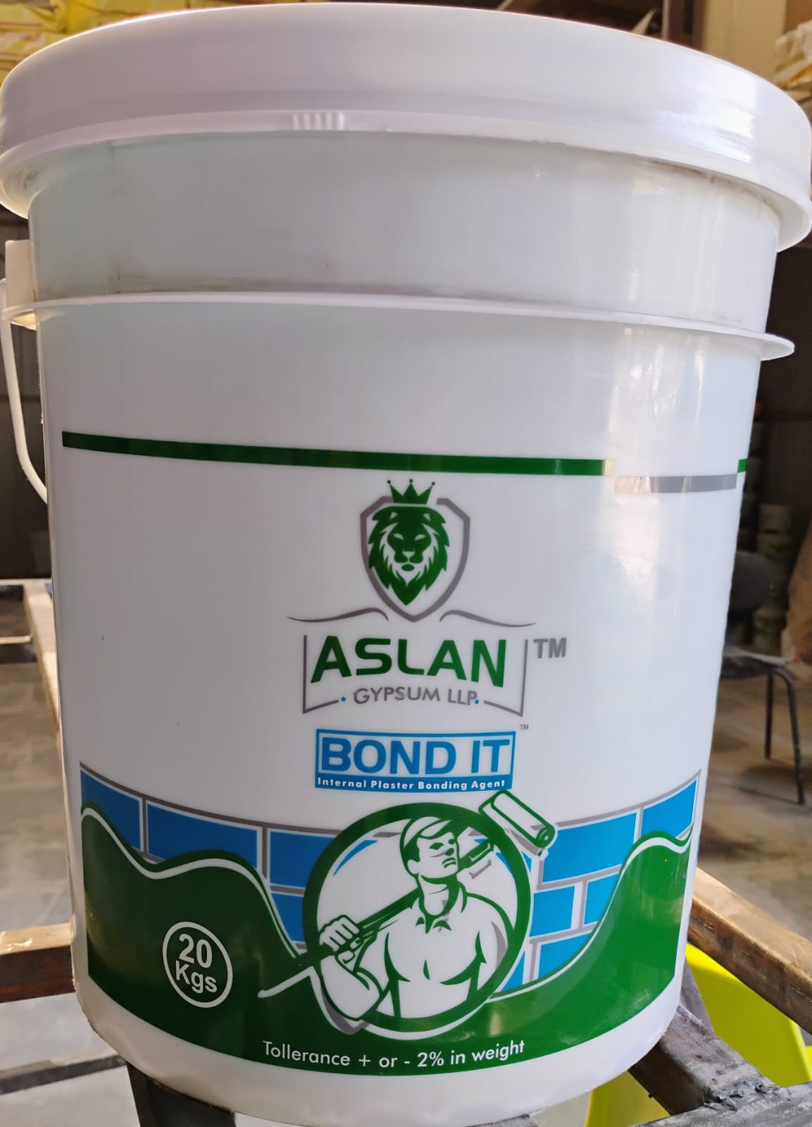 Aslan Bond It bonding agent bucket